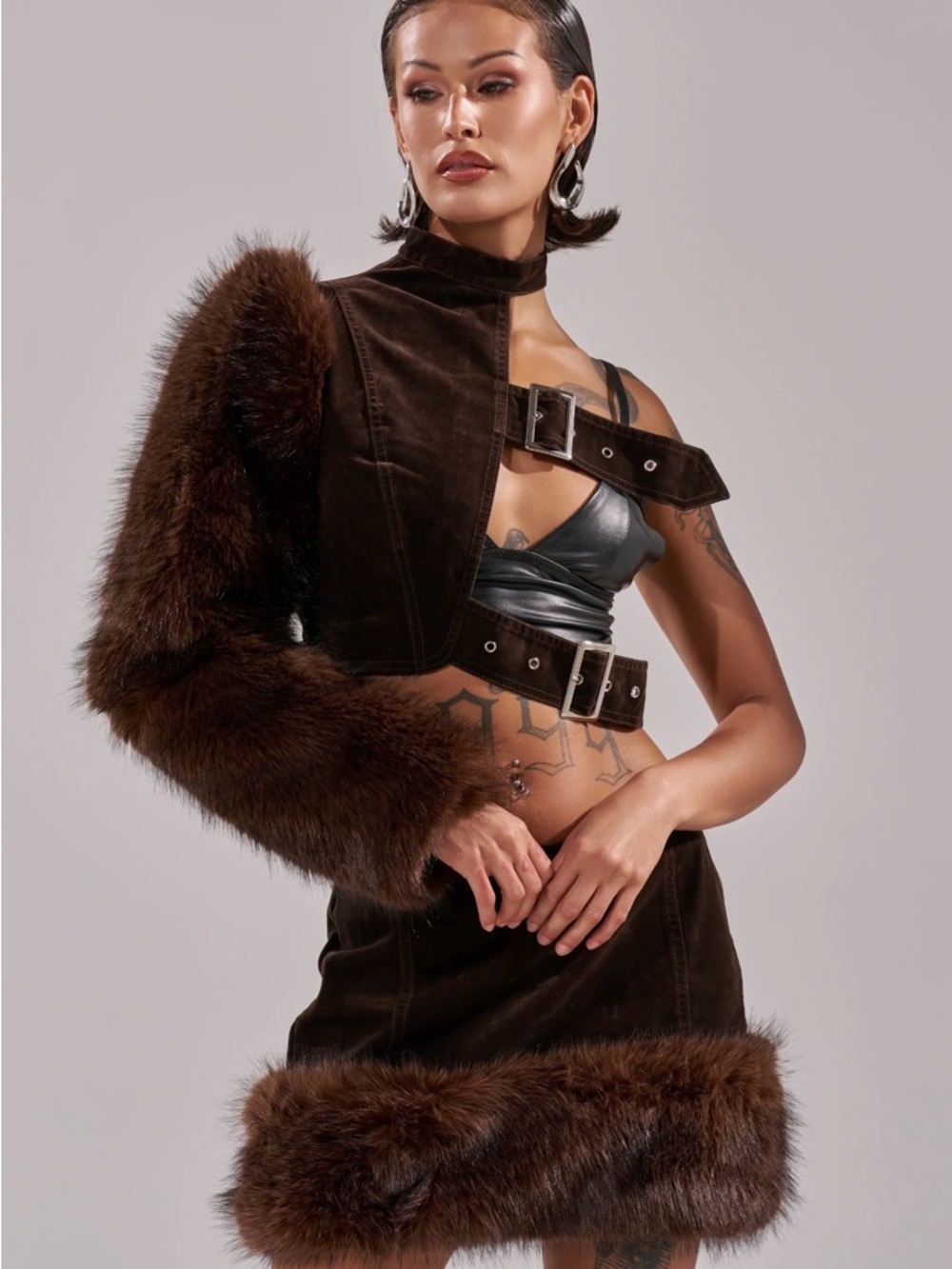 HIGH AND LOW FUR BLOUSE - M